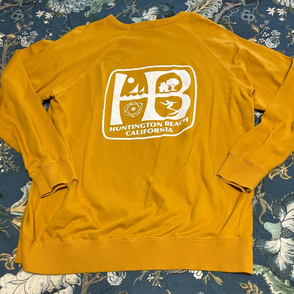 Huntington Beach California Sweatshirt XL Cotton Comfy Cozy Looks Like Aerie
